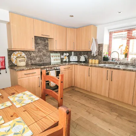 Farm Yard בית נופש *